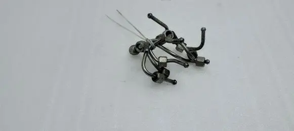 Fuel injector supply line/pipe