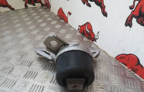 Land Rover Evoque I Engine mount bracket BJ326F012AB G3046001 JLR080716