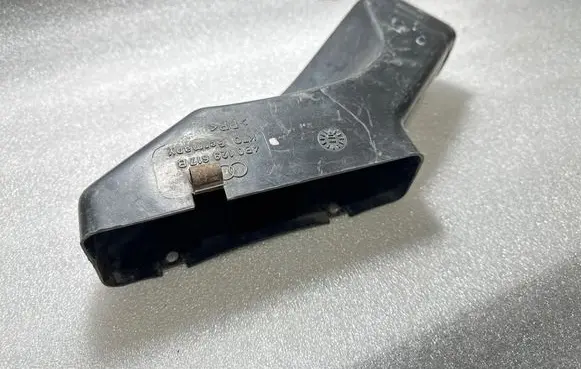 Audi A6 S6 C5 4B Air intake duct part 4B0129617B