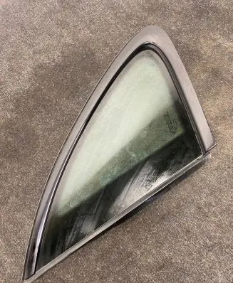 Porsche Macan (95B) Rear side window 95B845297DK