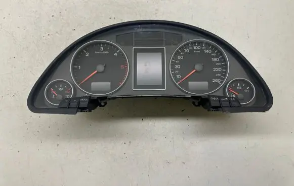 Audi A4 S4 B7 8E 8H Speedometer (instrument cluster) 8E0920932K 0263626226
