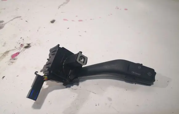 Skoda Octavia Mk2 (1Z) Wiper control stalk 1K0953519C