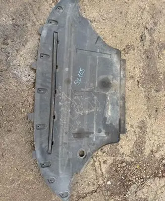 Audi Q5 SQ5 Engine splash shield/under tray 8R0805903