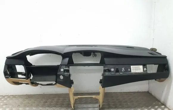 BMW 5 E60 E61 Dashboard 696081403 2480470