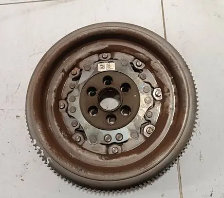 Volkswagen Sharan Flywheel 03L105266DE 0012807 050618