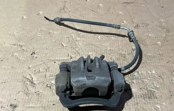 Subaru XV II Rear brake caliper