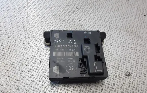 Mercedes-Benz E W211 Door control unit/module 2118201526