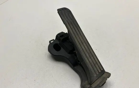 Skoda Superb B6 (3T) Accelerator throttle pedal 6PV00860000 1K1721503L