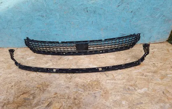 Hyundai Kona II Front bumper lower grill 86531AF100