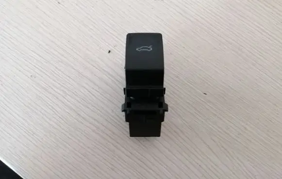 Volkswagen PASSAT B7 USA Tailgate opening switch 3G0959831