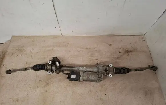 BMW X3 F25 Steering rack 6864030 81720000000