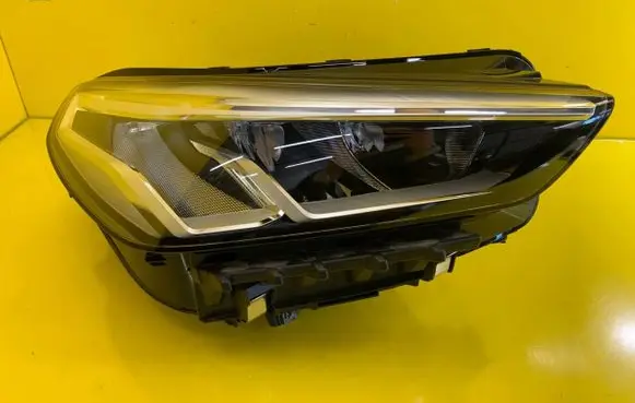 BMW X1 U11 Headlight/headlamp 5A9A222-01