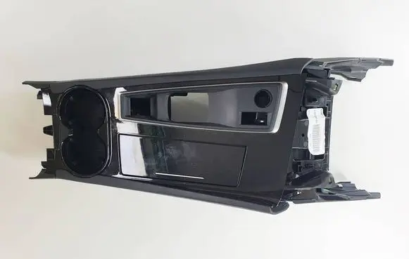 Peugeot 508 II Center console 