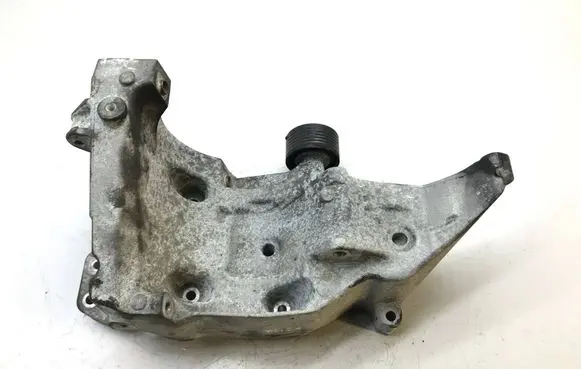 BMW 5 E60 E61 Generator/alternator bracket 7802639 k3172