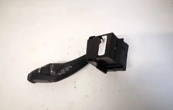 Ford Focus Wiper control stalk av6t17a553ad av6t-17a553-ad