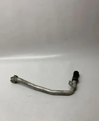 Volkswagen Touareg II Engine coolant pipe/hose 7P6121109F 059121075DJ