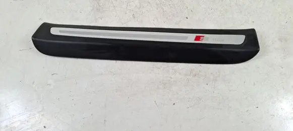 Audi Q7 4L Rear sill trim cover 4L0853375C
