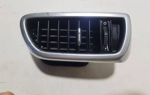 Porsche Cayenne (92A) Dashboard side air vent grill/cover trim 7P5819704AFE 7P5819704A