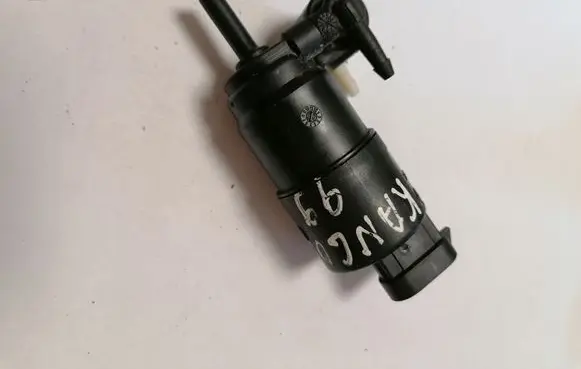 Renault Espace III Windscreen/windshield washer pump 7700821782
