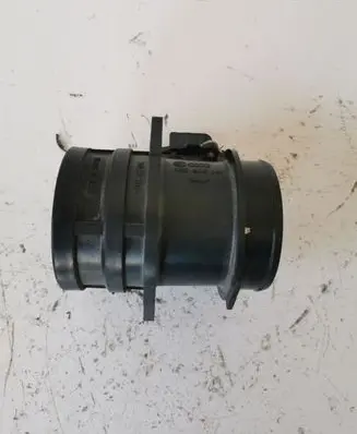 Audi A6 S6 C6 4F Mass air flow meter 06D906461