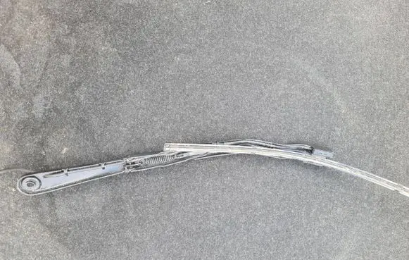 BMW 3 G20 G21 Windshield/front glass wiper blade 9448919