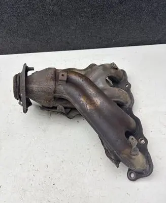 Mitsubishi Outlander Exhaust manifold