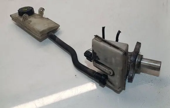 Ford Galaxy Master brake cylinder 03350886391