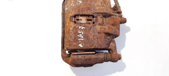 Honda HR-V Front brake caliper