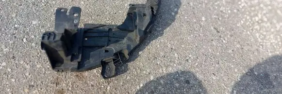 Renault Megane III Headlight/headlamp mounting bracket