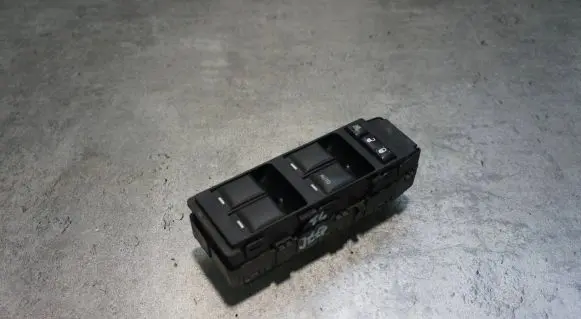 Jeep Compass Electric window control switch 04602782AA