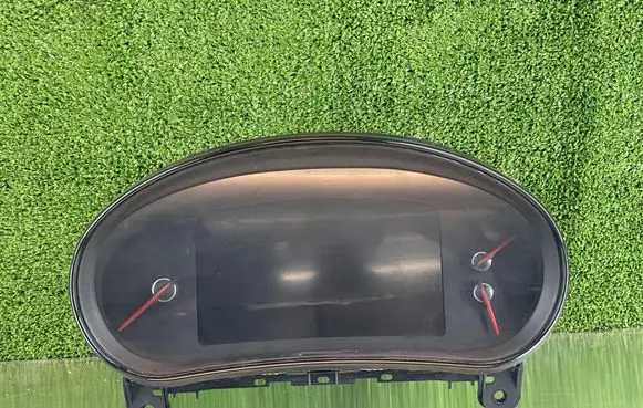Speedometer (instrument cluster)
