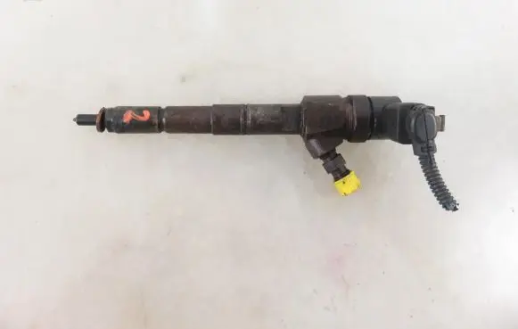 Alfa Romeo 159 Fuel injector 0445110110B