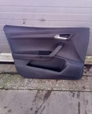 Seat Arona Front door card panel trim 6F0867113