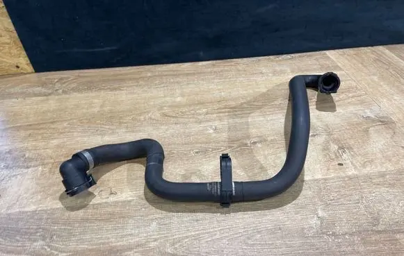 Jaguar F-Type Engine coolant pipe/hose 9W838D059AC