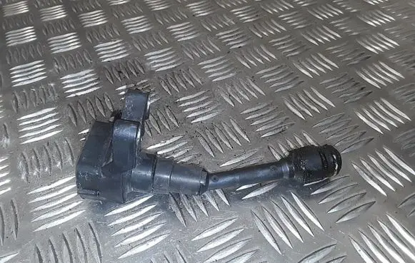 Ford Fiesta High voltage ignition coil cm5g12a366cb