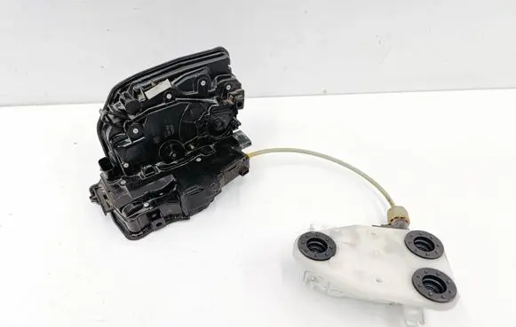 BMW X5 F15 Rear door lock 7281956 18283810 7323784