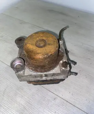 Mitsubishi Lancer ABS Pump Mb52wde5y041