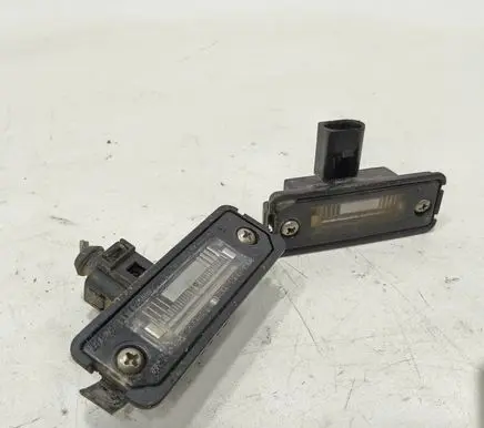 Volkswagen Polo Number plate light