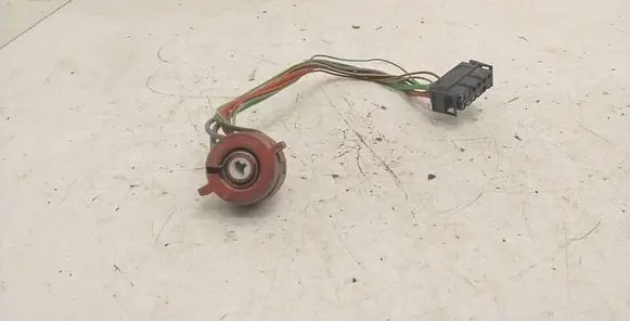 BMW 3 E36 Ignition lock contact 1378138 828878