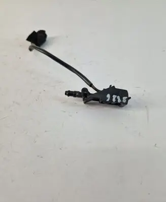Volkswagen Polo V 6R Windshield washer spray nozzle 