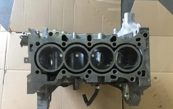 Honda Insight Engine block 