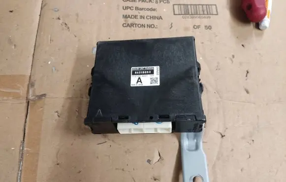 Mitsubishi Outlander Other control units/modules 8631B053 1127008021