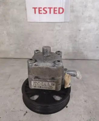 Volvo V70 Power steering pump 30741790 7613955158