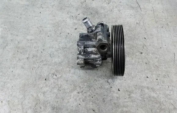 Citroen Berlingo Power steering pump 9685555580