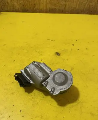 Mercedes-Benz E W211 Steering wheel lock A2034621130 2034621130