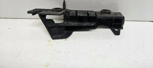 Audi A4 S4 B8 8K Front bumper mounting bracket 8K0807284