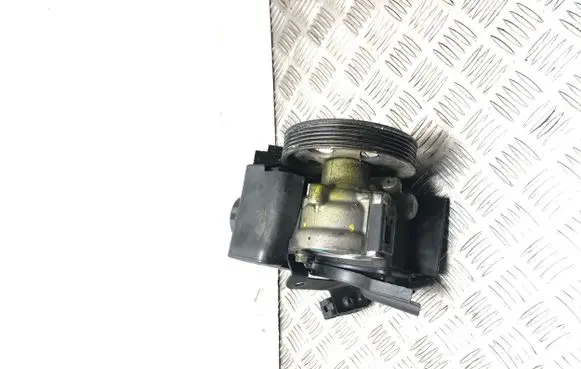 Peugeot 206 Power steering pump 26086355QK 9638364580