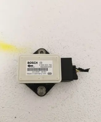 Jeep Cherokee ESP acceleration yaw rate sensor 0265005795 56029433AB