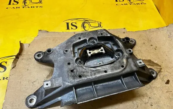 Porsche Macan (95B) Gearbox mounting bracket 8K0399263K 8K0399151