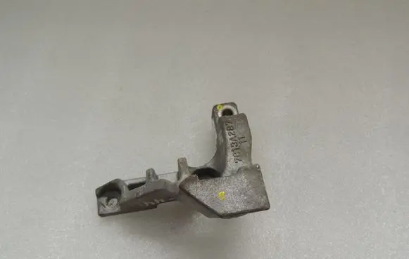 Mitsubishi Outlander A/C compressor mount bracket 7813A287